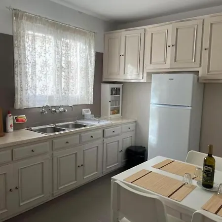 The House Of Nikos And Katerina 2